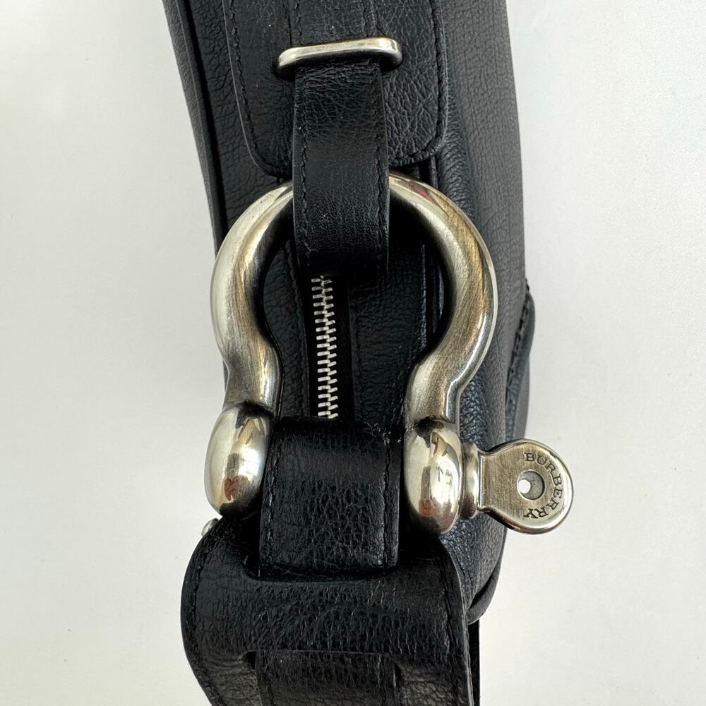 Burberry Horsebit Leather Shoulder Bag Baguette Black with Silver Hardware - Picture 11 of 16